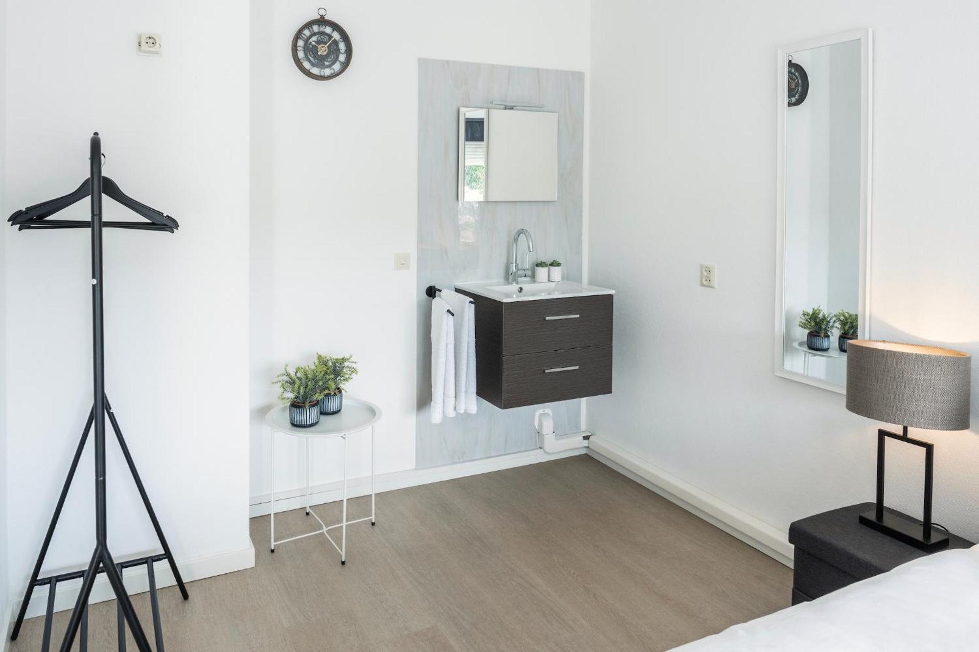 Prime Location Apt W Wifi & Near Poppodium 013 Тилбург Экстерьер фото
